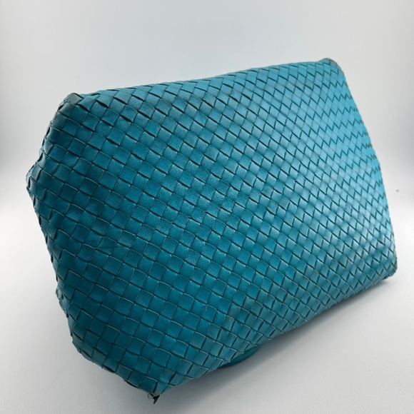 Bottega Veneta Parachute Blue Hand Bag - Picture 3 of 16